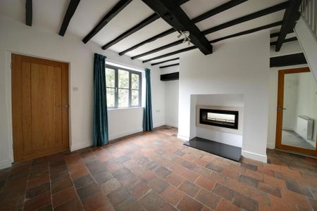 4 bedroom semi-detached house to rent - Photo 5