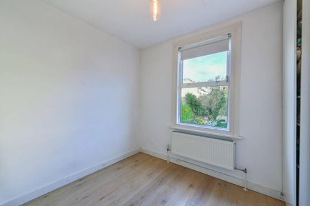 4 bedroom maisonette to rent - Photo 4