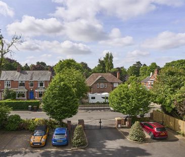 Apt 8 Holly Hall, 3a Green Road, Belfast, BT5 6JA - Photo 1