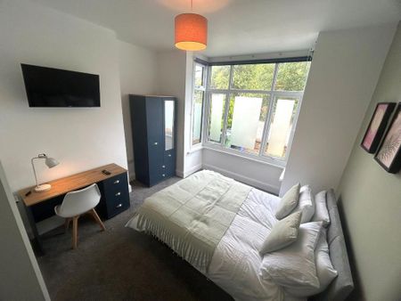 1 bedroom in a house share to rent - Photo 5