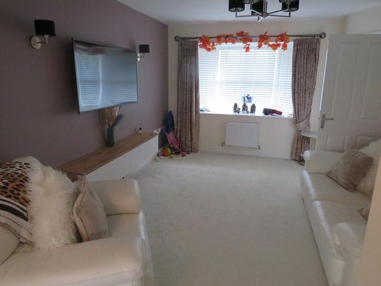 4 bedroom house to rent - Photo 1