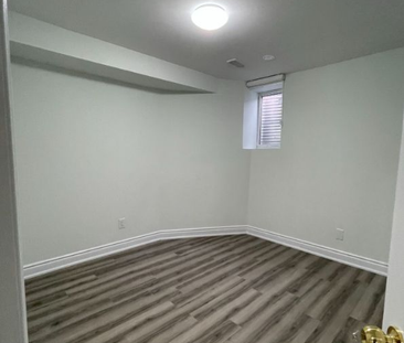 For Lease - 25 Giza Crescent Unit# Lower, Brampton, Ontario - Photo 2