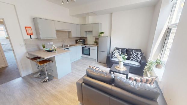 2 bedroom ground floor flat to rent - Photo 1