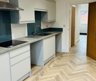 3 bedroom apartment to rent - Photo 5