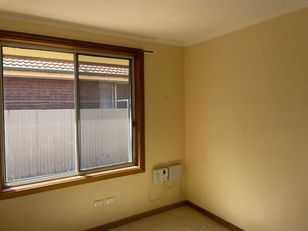 Unit 1&sol;79 Conroy St&comma; Port Augusta - Photo 3