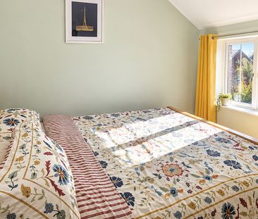 2 bedroom cottage to let - Photo 3