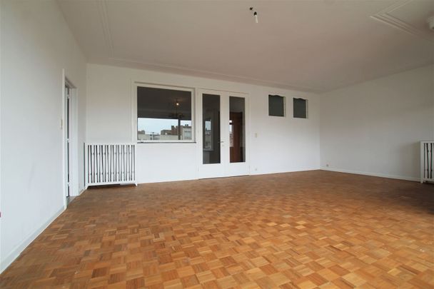 STIJLVOL LUMINEUS APPARTEMENT VAN 170m² - Photo 1
