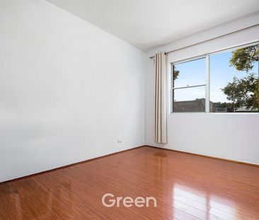 Bright & Spacious Two-Bedroom Unit in Prime West Ryde Location! - Photo 2