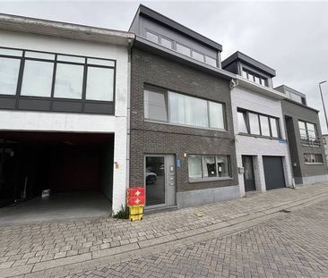 Appartement te huur - Photo 1