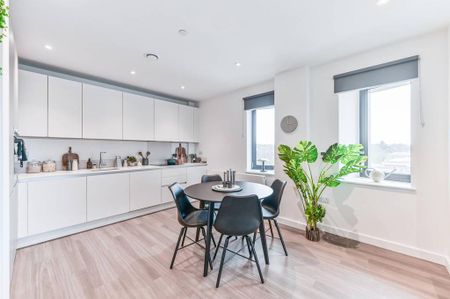 2 bedroom flat to rent - Photo 4