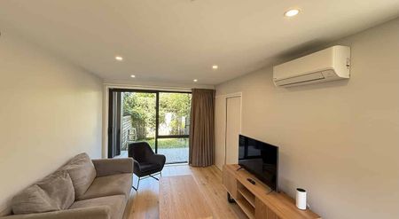 Perfect new home in the heart of Papatoetoe! - Photo 2