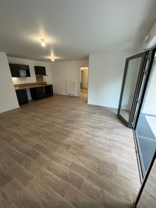 Location Appartement 3 pièces 62m² POITIERS 86000 - Photo 1