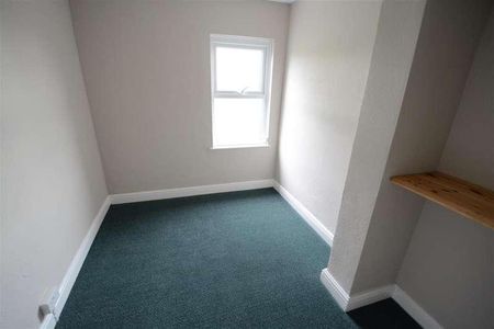 Balne Hall Cottages, Balne Hall Road, Balne, DN14 - Photo 2