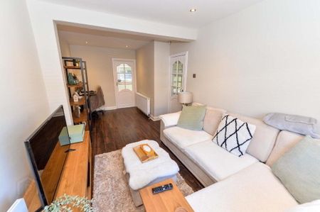 18 Connsbrook Park, Belfast, BT4 1NF - Photo 2