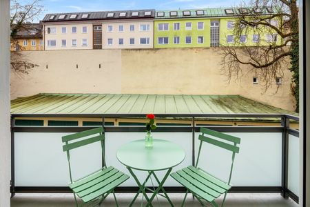 Furnished apartment in prime location in the university quarter - Photo 5