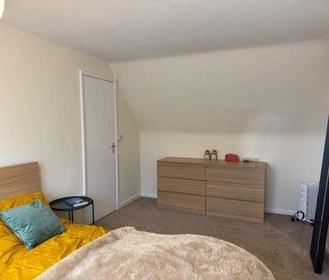 2 bedroom semi-detached house to rent - Photo 3