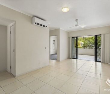 Inner City Duplex - 2 Bedroom + 2 Underground Car Parks! - Photo 4