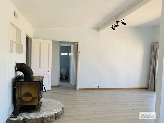 Charming Coastal Living in Seaspray - Photo 1