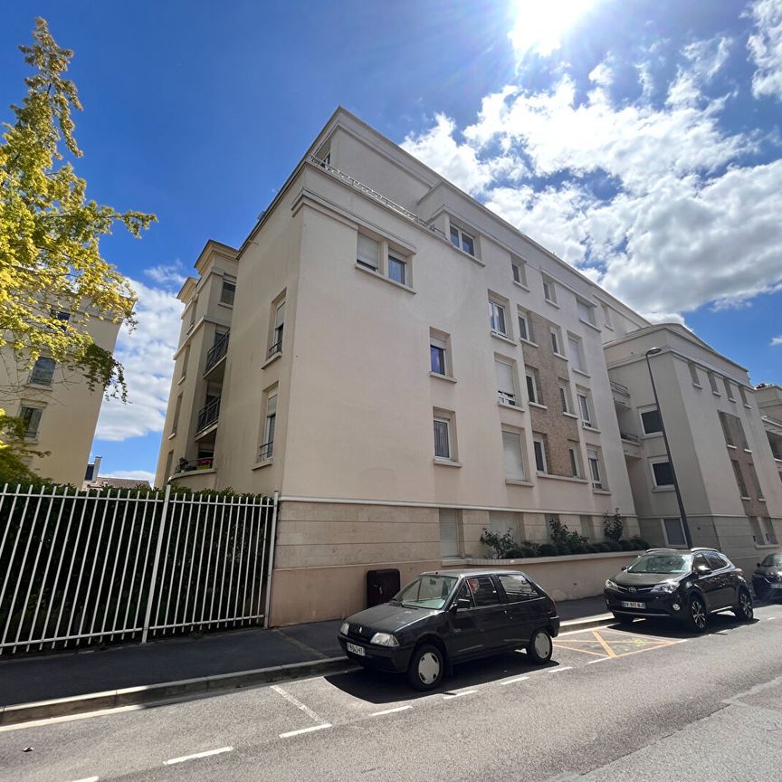 Location appartement 3 pièces, 71.00m², Reims - Photo 1
