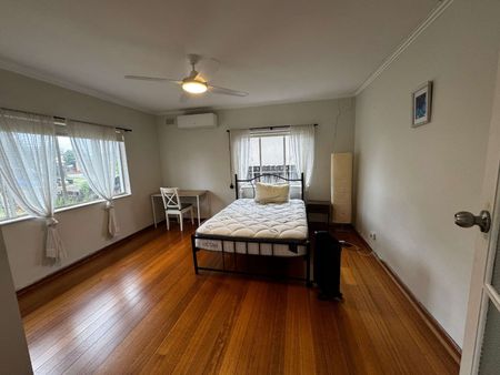 Tullamarine - Photo 4