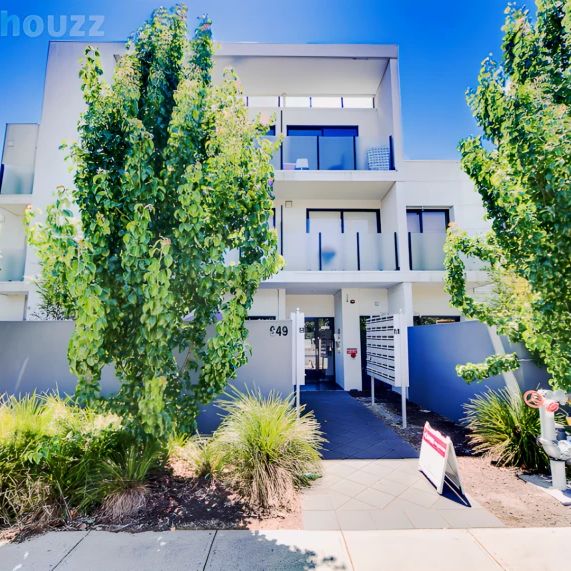 Standard Studio with courtyard style 2 - Photo 1