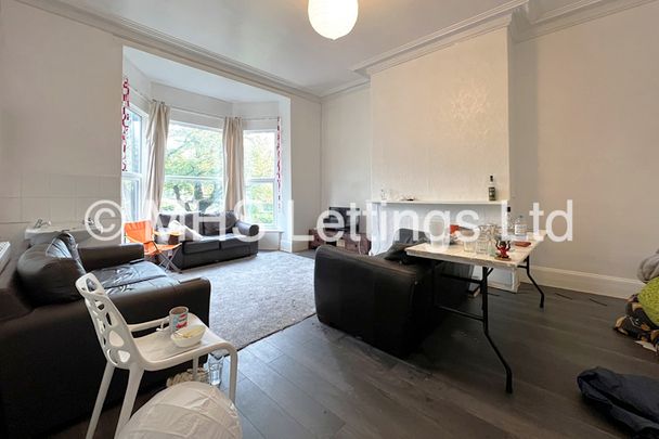 8 Bedroom Mid Terraced House for rent in St. Johns Terrace - Photo 1
