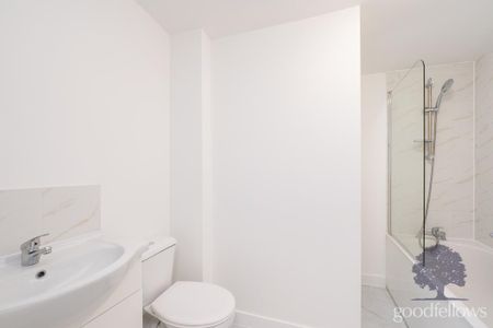 3 bedroom semi-detached house to rent - Photo 3