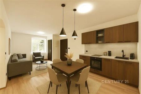 Pronájem moderního bytu 3+kk po kompletní rekonstrukci – Vimperk, Jirchářská - Fotografie 2