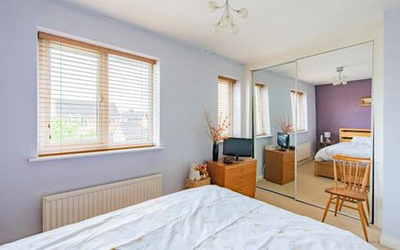 A pet friendly, three bedroom home offered on an unfurnished basis available in January. - Photo 4