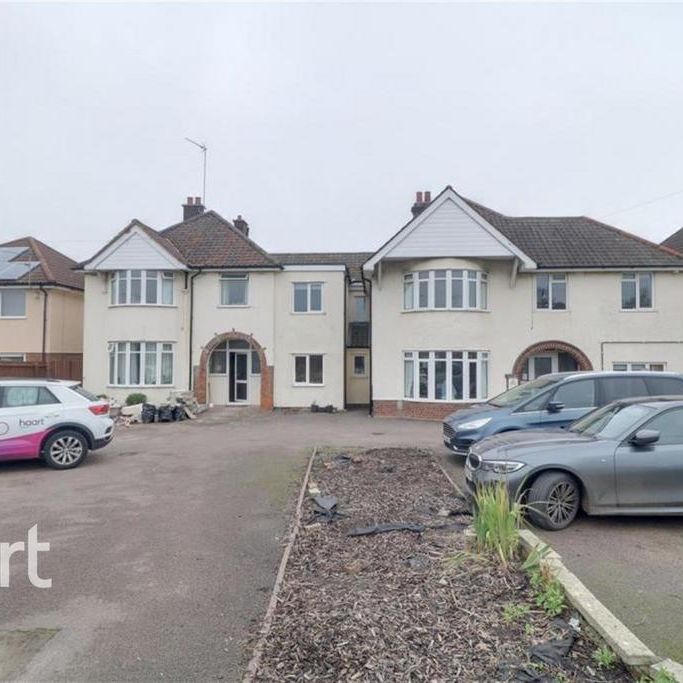 1 bedroom in a house share to rent - Photo 1
