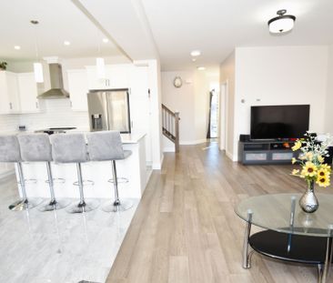 For Lease - 107 Byers Street, London South, Ontario - Photo 4