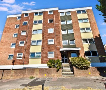 2 bedroom flat to rent - Photo 5