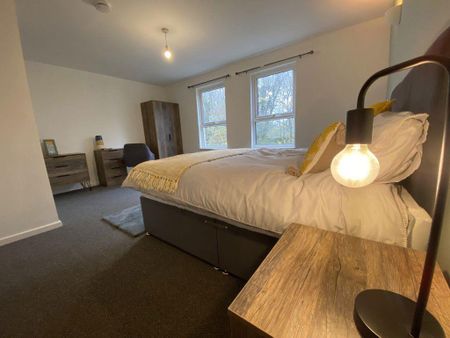 1 bedroom in a house share to rent - Photo 5