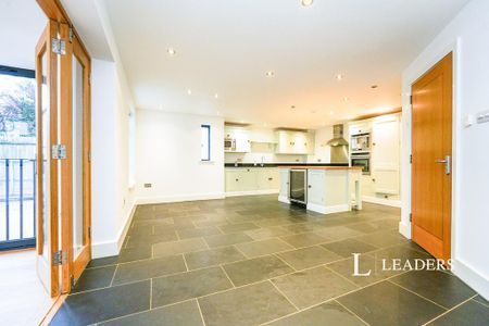 Detached house to rent - Photo 5