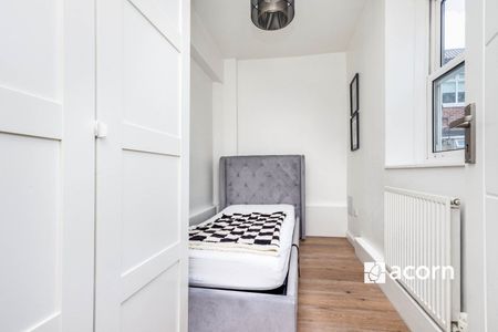 Bermondsey Street, London, SE1 - Photo 5