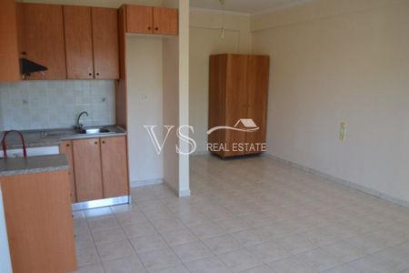 Studio/Γκαρσονιέρα για ενοικίαση Κέντρο (Ρίο) - Φωτογραφία 2