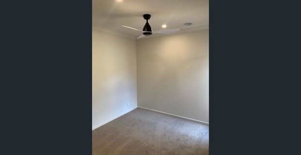 4 bedroom family home! - Photo 1