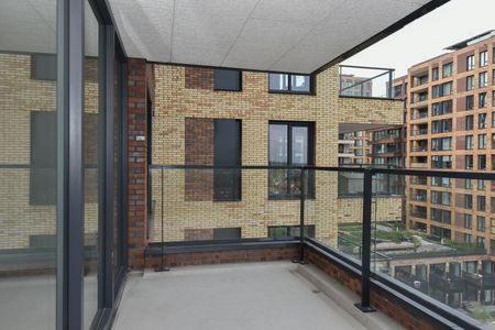 Mahoniehout 427, Westerspoor, 1507ED, Zaandam - Photo 2
