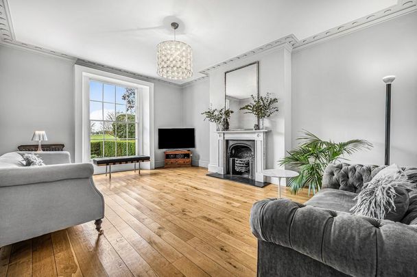 4 bedroom terraced house to rent - Photo 1