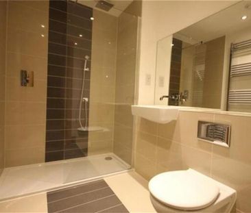 2 bedroom semi-detached house to rent - Photo 2