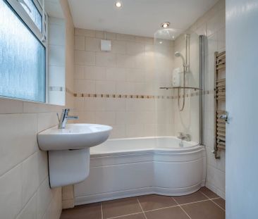 214 Donegall Avenue, BELFAST, BT12 6LY - Photo 6