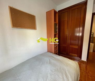 Piso de alquiler en Centro - Photo 1