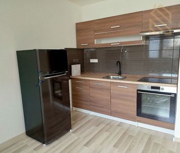 Pronájem bytu 1+kk 22 m² - Photo 2