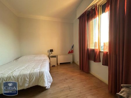 Location Appartement 3 pièces 106m² AVIGNON 84000 - Photo 3