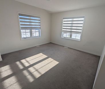 For Lease - 456 Remembrance Drive, Brampton, Ontario - Photo 2