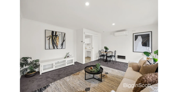 Convenient Glen Waverley Location with Garage and Courtyard - Photo 1