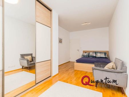 Pronájem bytu 2+kk 53 m2 - Fotografie 5
