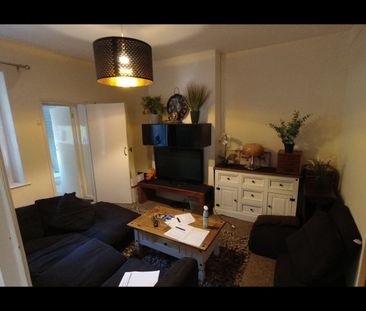 6 Bed Semi-Detached House, River View, BS16 - Photo 6