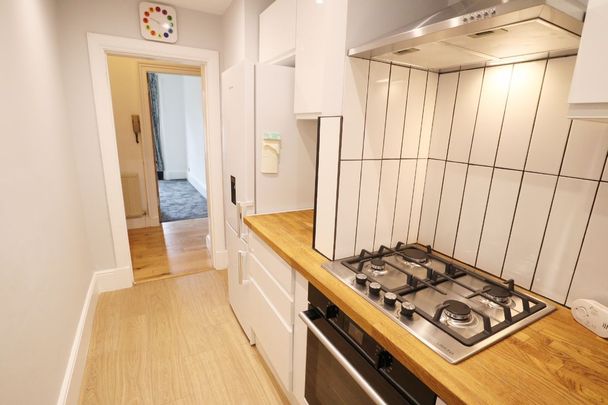 2 Bed, Second Floor Flat - Photo 1