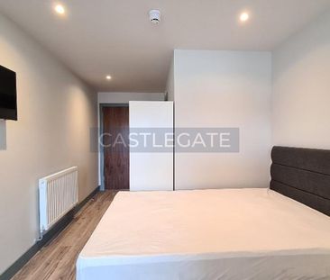 Studio to rent - Photo 1